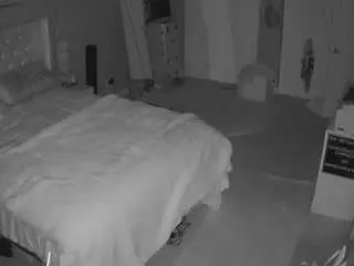 Camsoda Free Porn Cam of voyeurcam-house-charleys-room