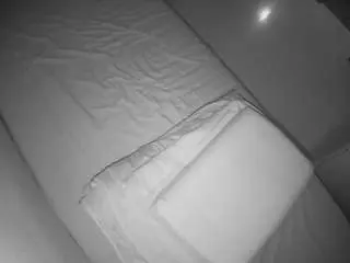 Camsoda Sex Cam of voyeurcam-julmodels-greybed-2