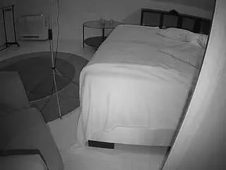 Camsoda Adult Webcams of voyeurcam-julmodels-whitebed-6