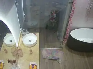 Camsoda Free Porn Cam of voyeurcam-casa-salsa-bathroom-6