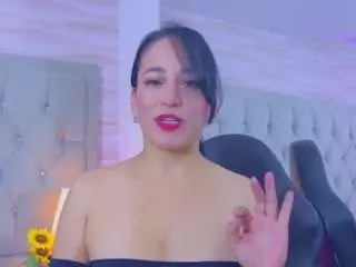Camsoda Nude Webcam of megan-diamond