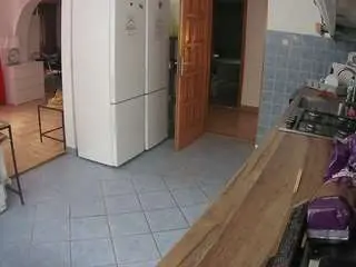 Camsoda Nude Webcam of voyeurcam-julmodels-kitchen