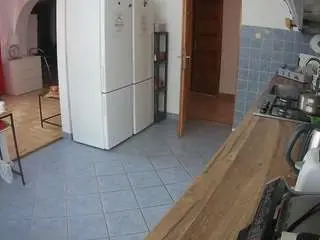 Camsoda Best Webcam of voyeurcam-julmodels-kitchen