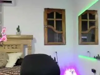 Camsoda Nude Webcam of oriana-hanks
