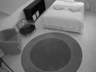 Camsoda Watch Live Sex Cams of voyeurcam-julmodels-whitebed-1