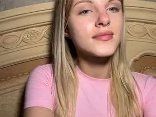 Camsoda Nude Webcam of denissetinnin