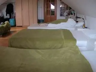 Camsoda Live Sex Cam of voyeurcam-julmodels-bed-3