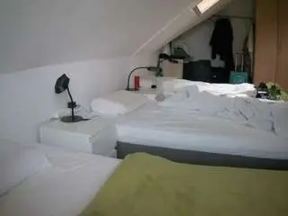 Camsoda Watch Live Sex Cams of voyeurcam-julmodels-bed-4