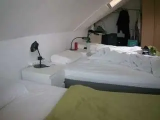 Camsoda Free Porn Cam of voyeurcam-julmodels-bed-4