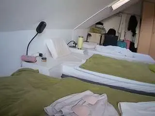 Camsoda Adult Video Chat of voyeurcam-julmodels-bed-4