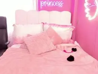 Camsoda Free Live Porn of luciana-19