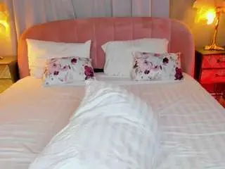 Camsoda Sex Cam of amedeeabanks