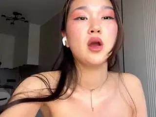 Camsoda Nude Webcam of veryhotasiangirl
