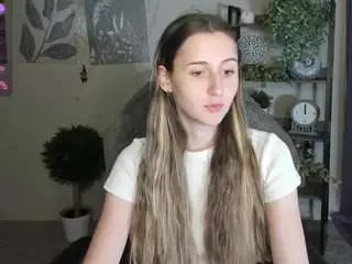 Camsoda Free Porn Cam of ave-costly