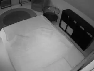 Camsoda Free Live Porn of voyeurcam-julmodels-whitebed-2