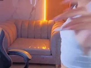 Camsoda Free Porn Cam of honeydoll-tf