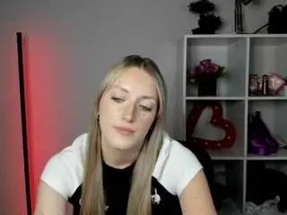 Camsoda Adult Video Chat of evelynblond