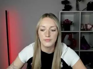 Camsoda Live Sex of evelynblond