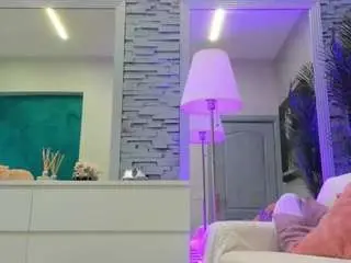 Camsoda Watch Live Sex Cams of reina-cummingss