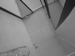 Camsoda Adult Webcams of voyeurcam-jb-shower-2