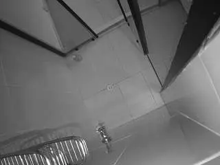 Camsoda Nude Webcam of voyeurcam-jb-shower-2