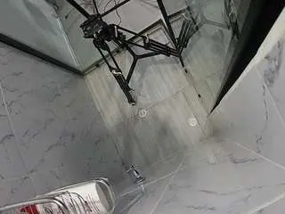 Camsoda Private Sex Chat of voyeurcam-jb-shower-2