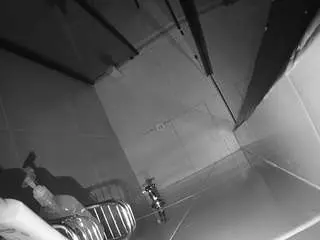 Camsoda Live Sex Cam of voyeurcam-jb-shower-2