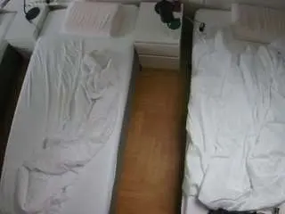 Camsoda Live Sex Cam of voyeurcam-julmodels-bed-5