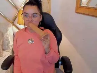 Camsoda Watch Live Sex Cams of perlawatson