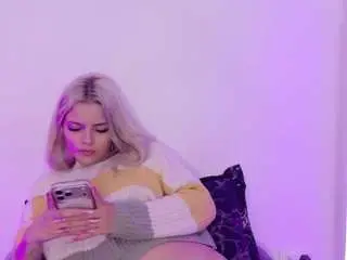 Camsoda Live Sex Cam of aisha-engel1