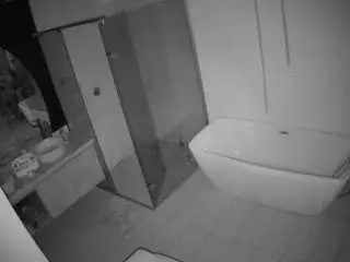 Camsoda Adult Video Chat of voyeurcam-casa-salsa-bathroom-2