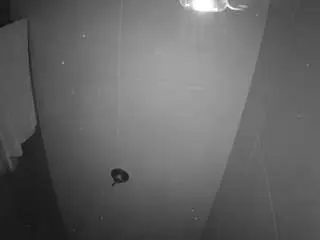 Camsoda Live Sex Cam of voyeurcam-casa-salsa-bathroom-11