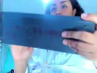 Camsoda Free Porn Cam of cristal-horny19