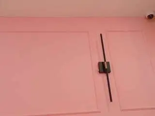 Camsoda Sex Cam of mia-colllins