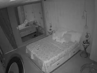 Camsoda Sex Chat of voyeurcam-casa-salsa-bedroom-2