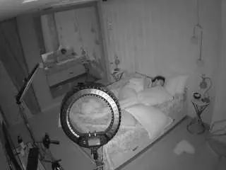 Camsoda Private Sex Chat of voyeurcam-casa-salsa-bedroom-2