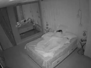 Camsoda Nude Webcam of voyeurcam-casa-salsa-bedroom-2