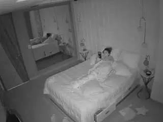 Camsoda Private Sex Chat of voyeurcam-casa-salsa-bedroom-2