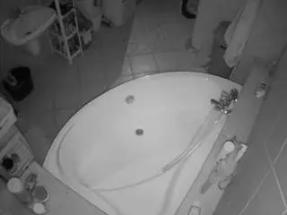Camsoda Live Sex of voyeurcam-julmodels-bath-1st-1