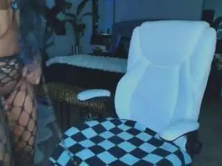 Camsoda Watch Live Sex Cams of iamtattedqueen
