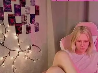Camsoda Best live sex cam show of lillly-jhonasss
