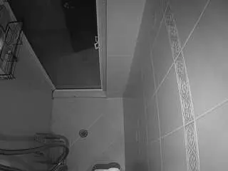 Camsoda Private Sex Chat of voyeurcam-baileybase-shower