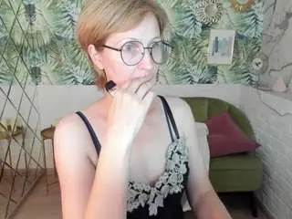 Camsoda Adult Webcam of parischerry