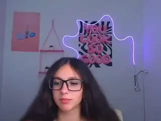 Camsoda Free Live Porn of olivialiveu