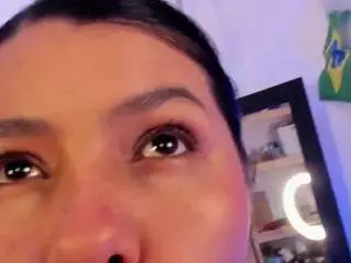 Camsoda Adult Webcams of mia-daniels