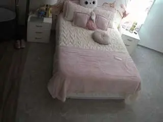 Camsoda Live Sex of voyeurcam-casa-salsa-bedroom-6