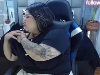 Camsoda Adult Webcam of evelinzaens