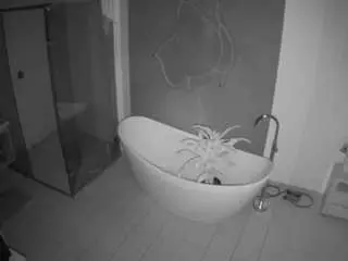 Camsoda Live Sex of voyeurcam-casa-salsa-bathroom-5