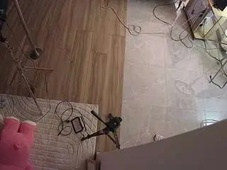 Camsoda Nude Webcam of voyeurcam-casa-salsa-bathroom-3