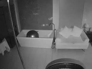 Camsoda Live Sex Cam of voyeurcam-casa-salsa-bathroom-3